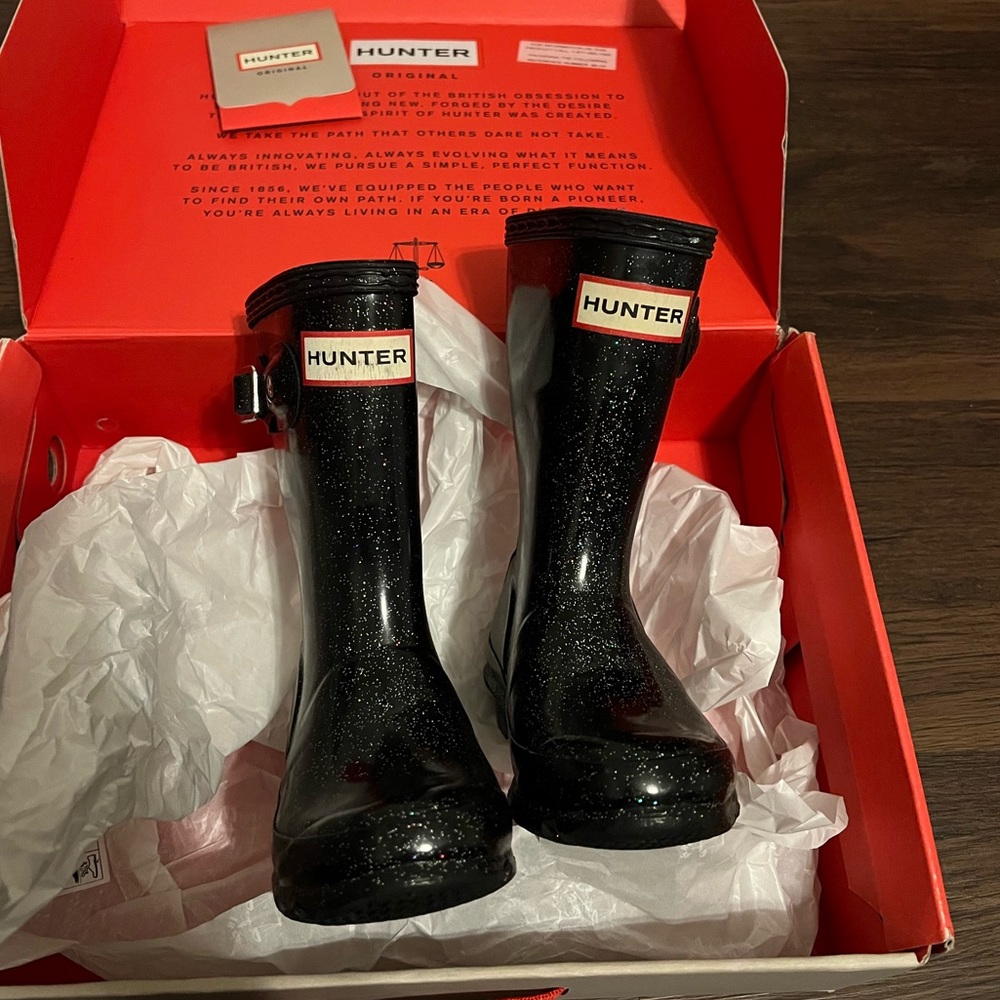 Hunter toddler star cloud rain boots size 9